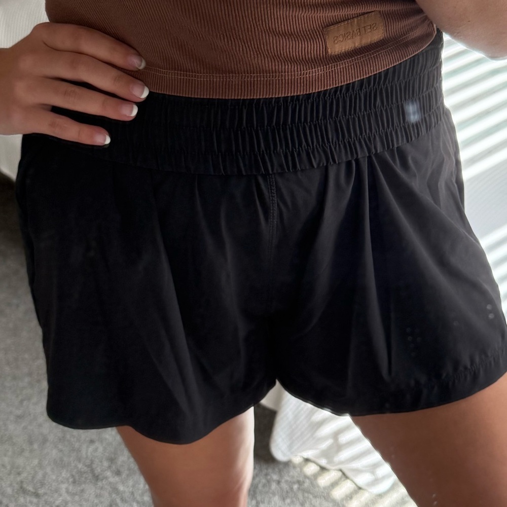 Vuori Women's Black Athletic Shorts